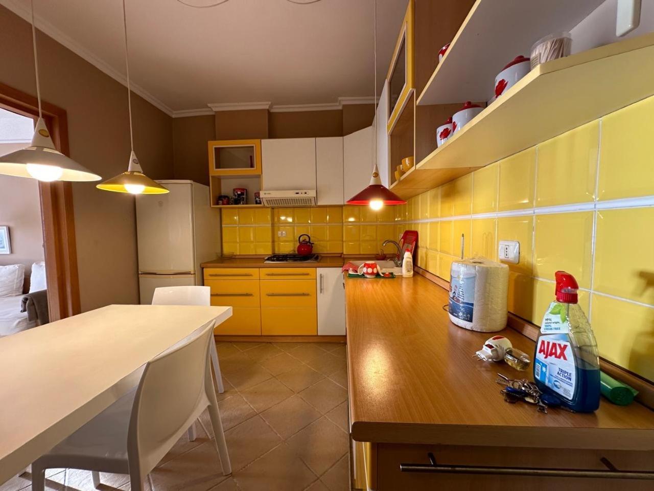 Beach View! Seaside Apartment ドゥラス エクステリア 写真