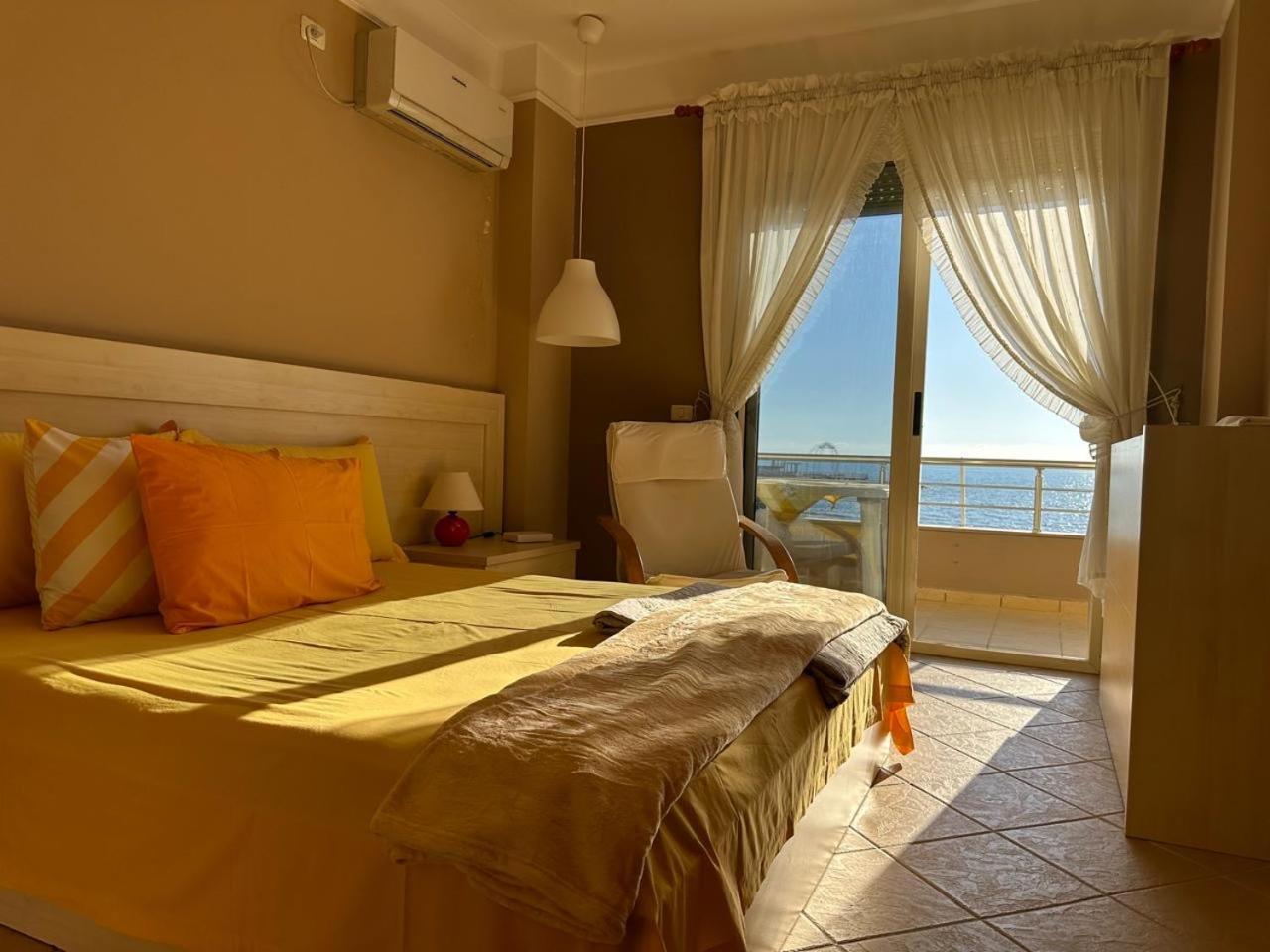 Beach View! Seaside Apartment ドゥラス エクステリア 写真